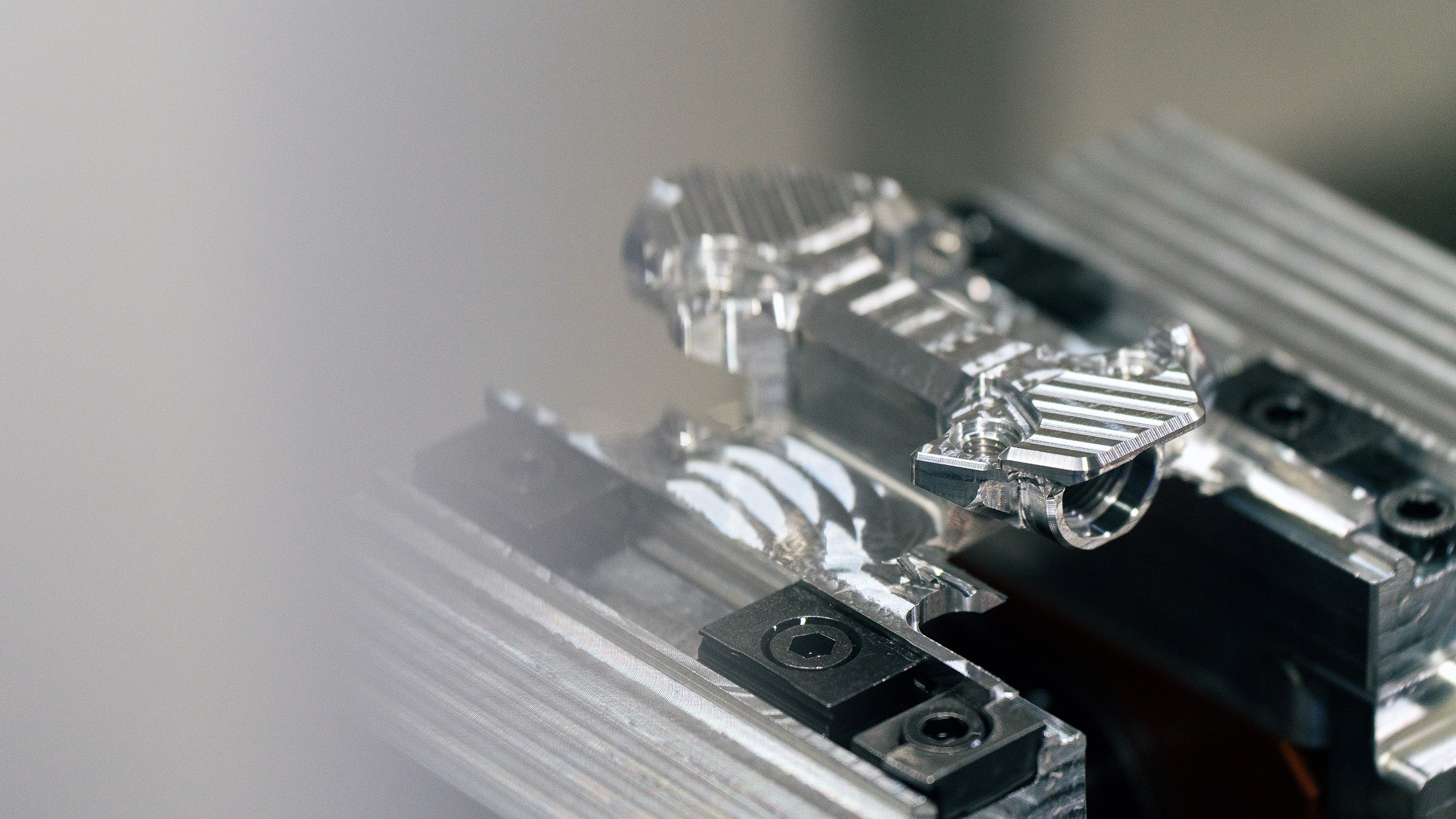 Clipless Pedals: Engineering Precision
