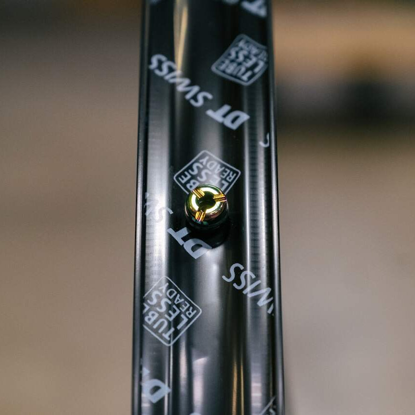 Tubeless Valve Stem Kit