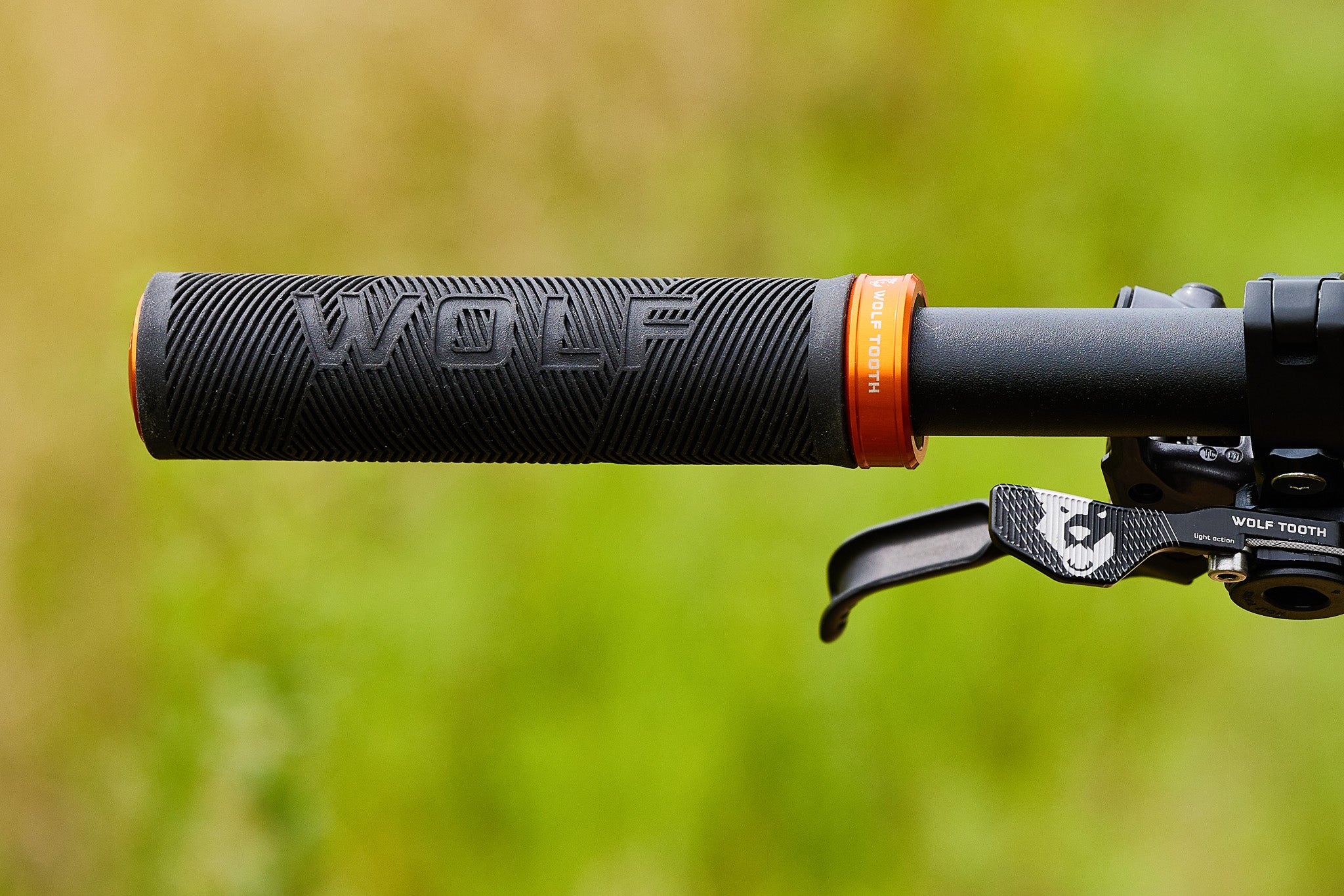 Wolf Tooth Echo Lock-On MTB grip with orange collar