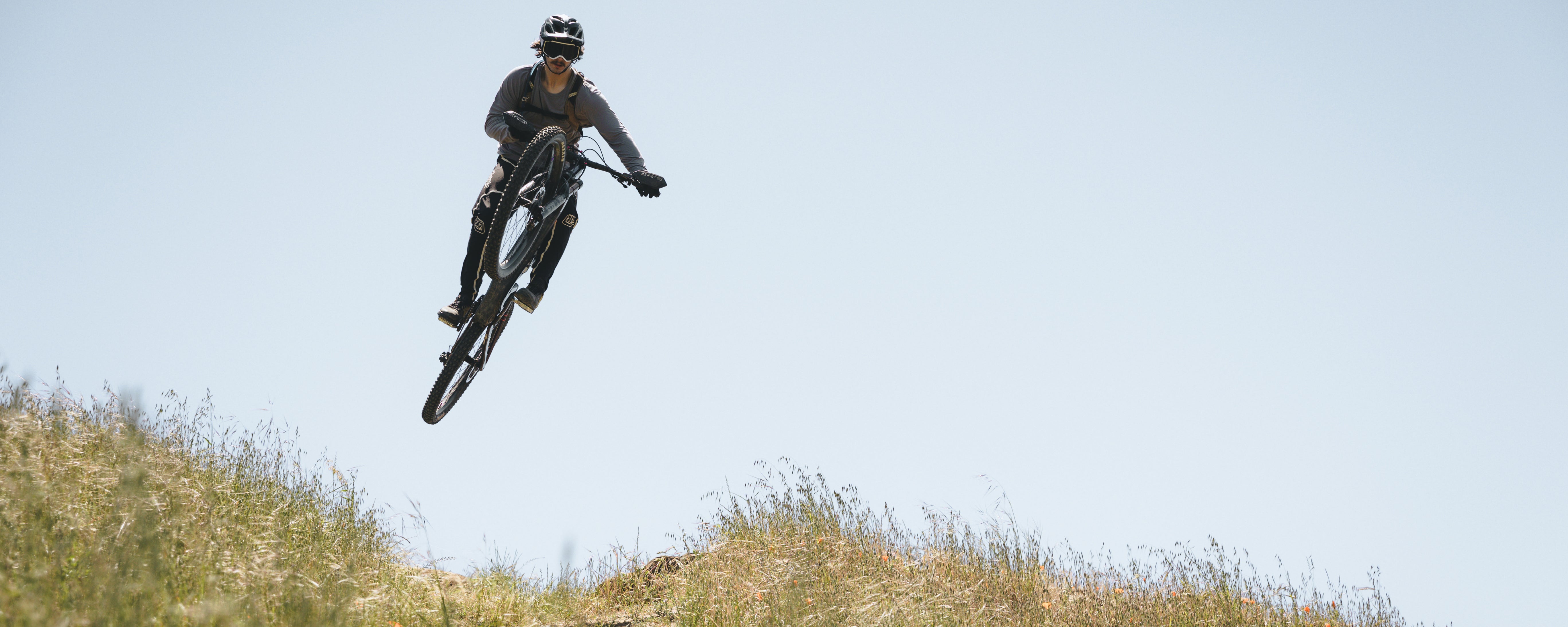 Shop the mountain bike gift guide for the best gifts for mountain bikers.