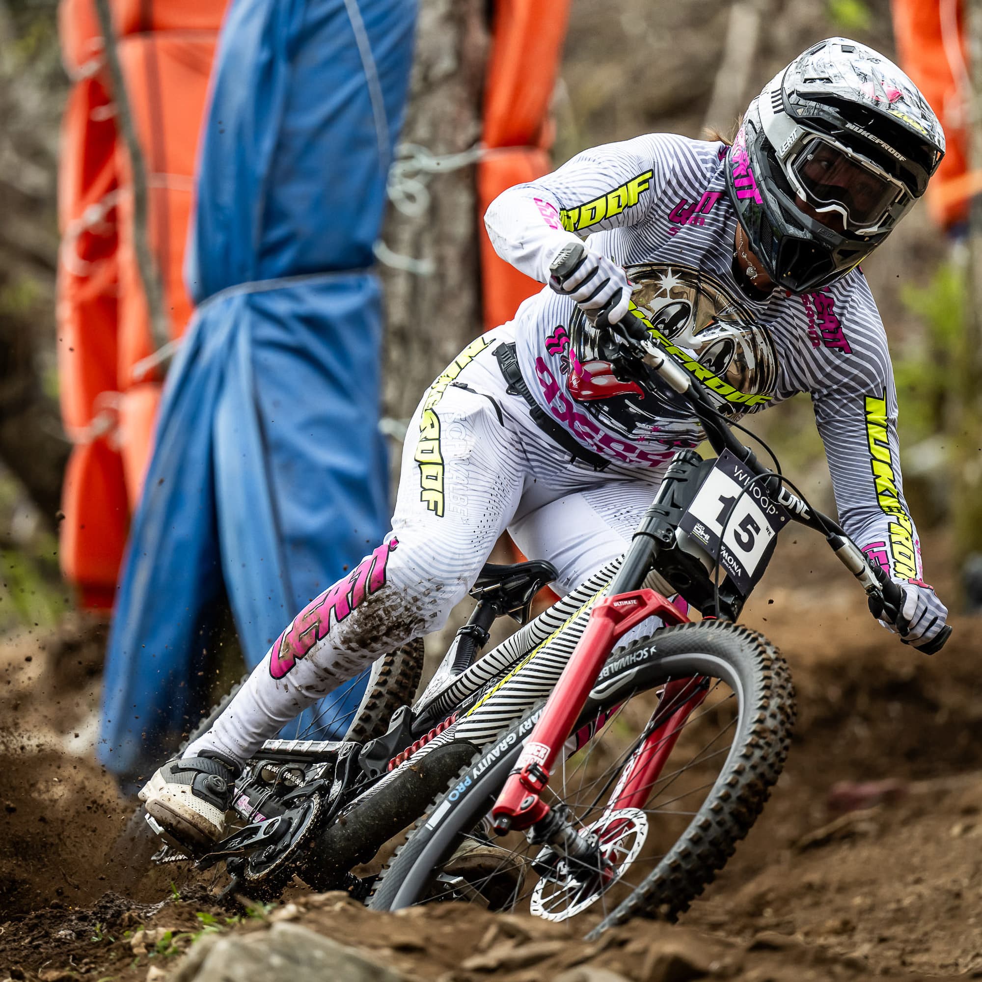 Locked-In Bar Ends – Wolf Tooth Components