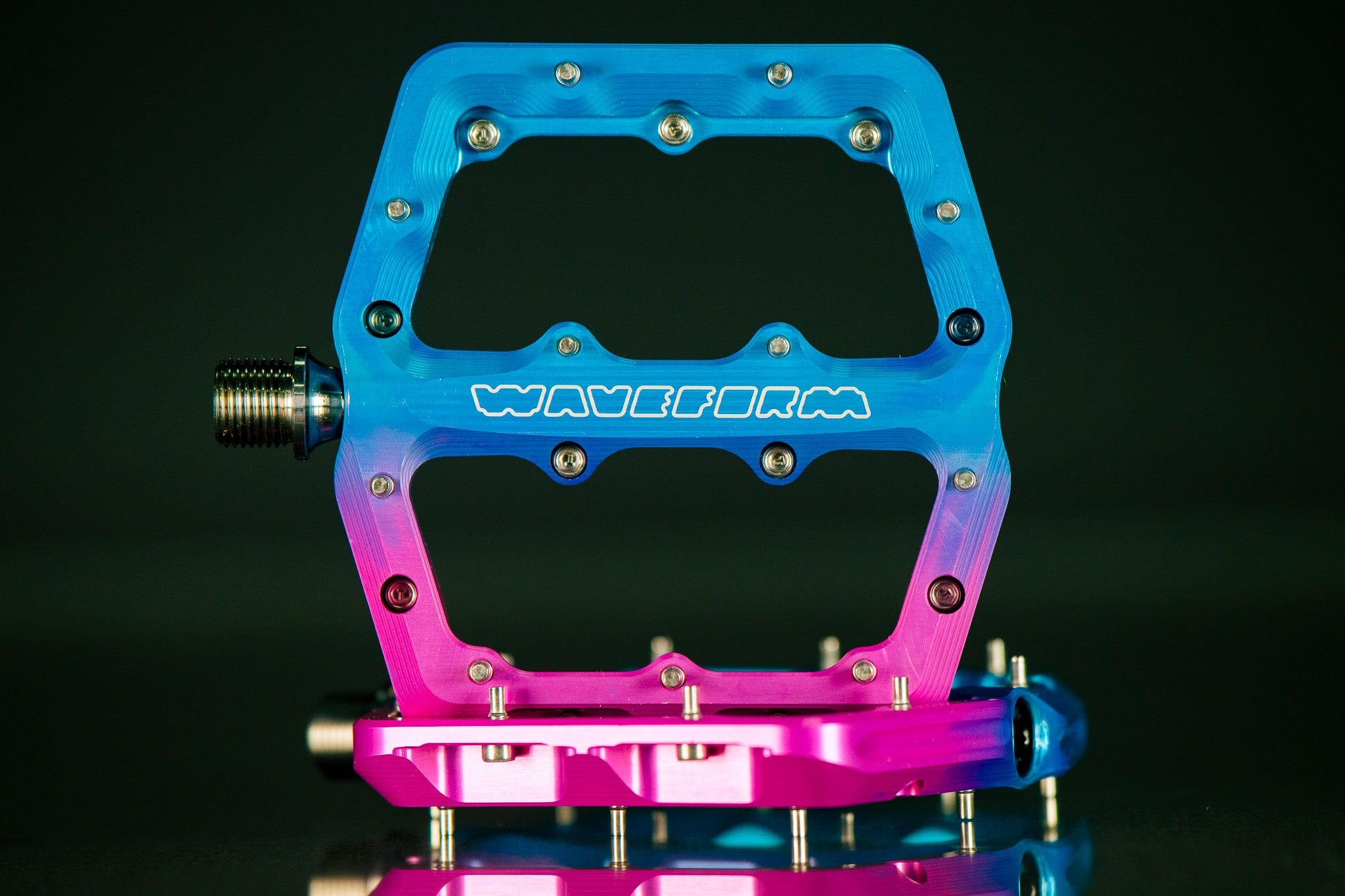 Large / Cotton Candy Limited Edition Waveform Aluminum Pedals - Cotton Candy
