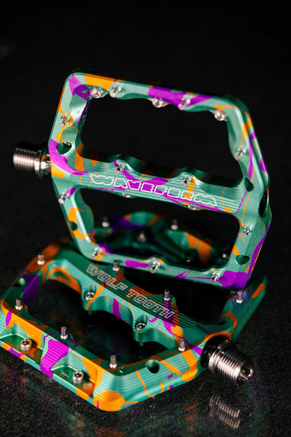 Large / Tropical Shirt Limited Edition Waveform Aluminum Pedals - Tropical Shirt