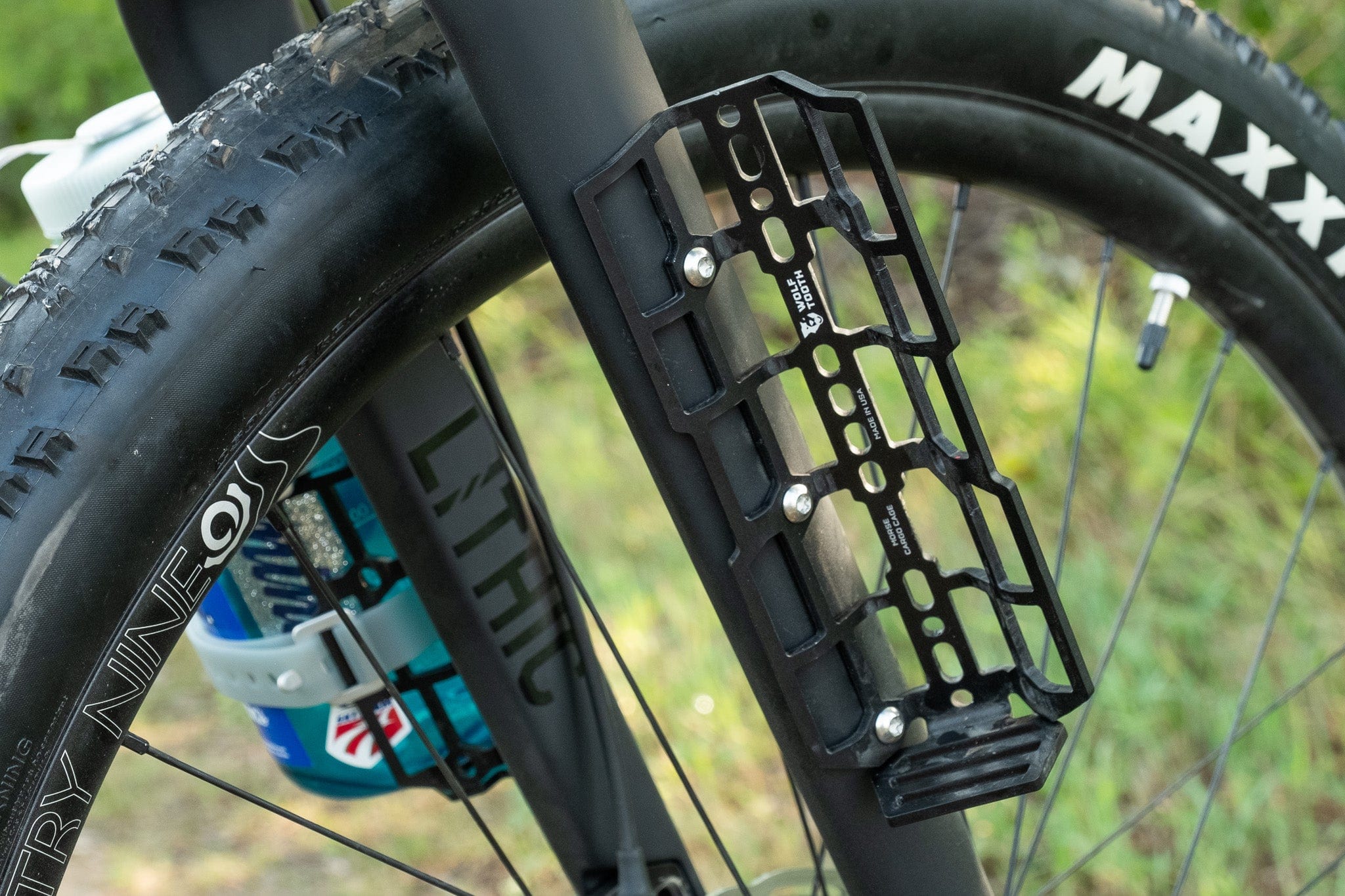 Wolf Tooth Components Distanziale Per Auricolare 20mm Nero - Perfetto Per La Tua Bici