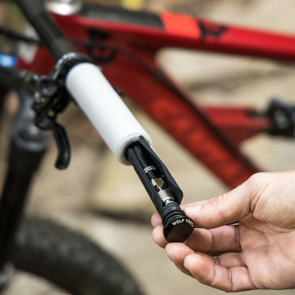 EnCase Handlebar storage system