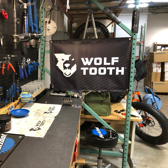 3'x2' Wolf Tooth Logo Banner